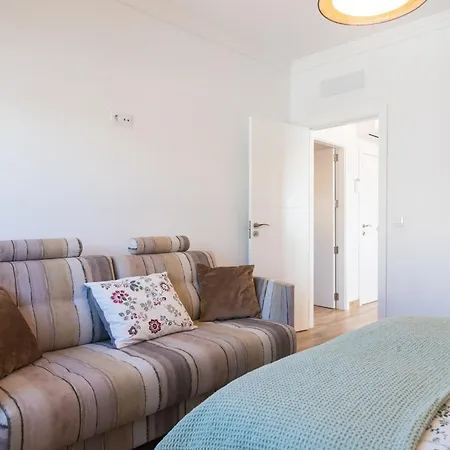 Home2book Seafront Haven With Views, Lejlighed *